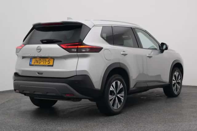 Nissan X-Trail (2023) thumbnail 6