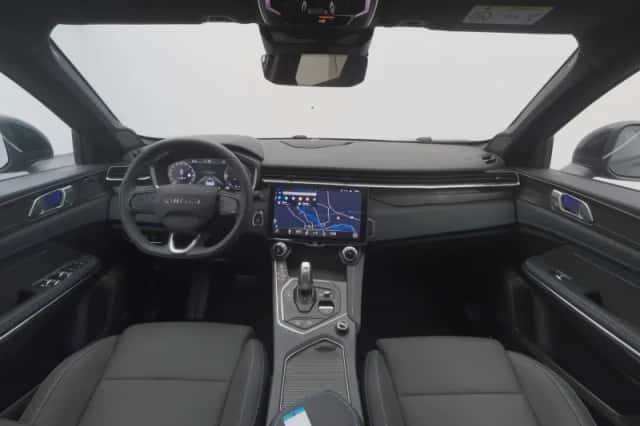 Lynk & Co 01 (2024) thumbnail 3
