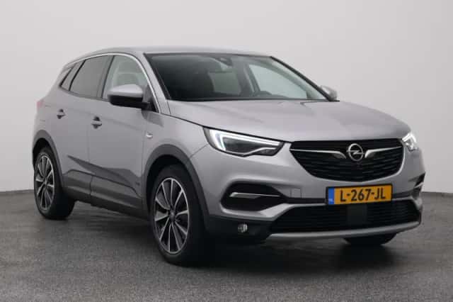 Opel Grandland (2021) thumbnail 2