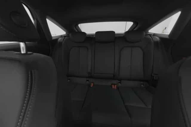 Audi Q4 (2022) thumbnail 5