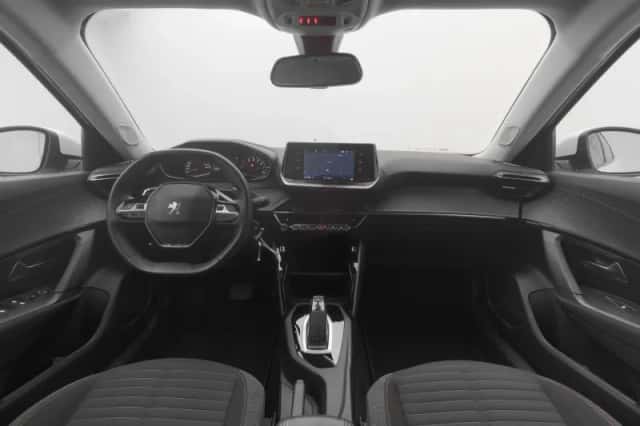 Peugeot 2008 (2022) thumbnail 3