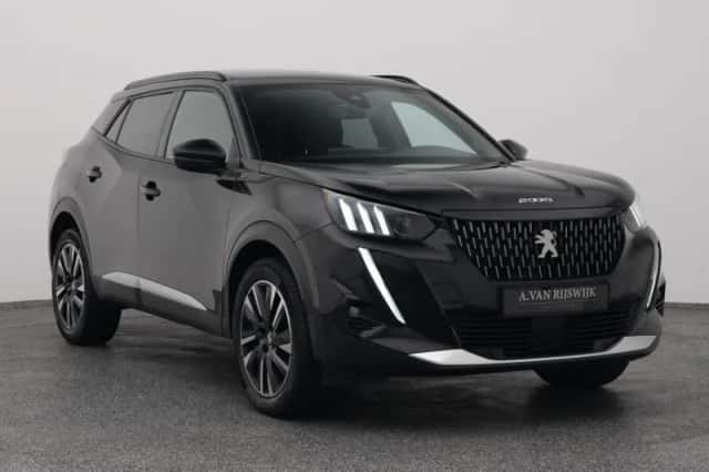 Peugeot 2008 (2021) thumbnail 2