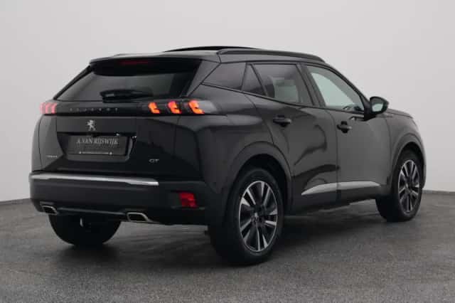 Peugeot 2008 (2021) thumbnail 6