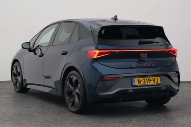 CUPRA Born (2021) thumbnail 5