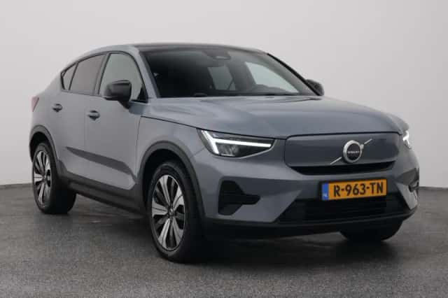 Volvo C40 (2022) thumbnail 2