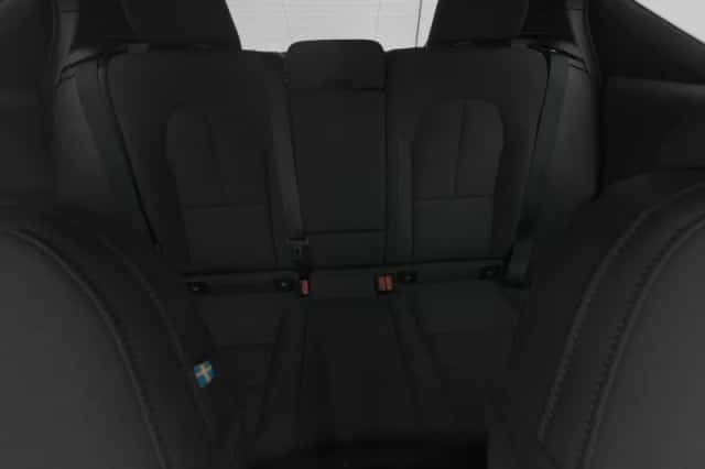 Volvo XC40 (2022) thumbnail 4