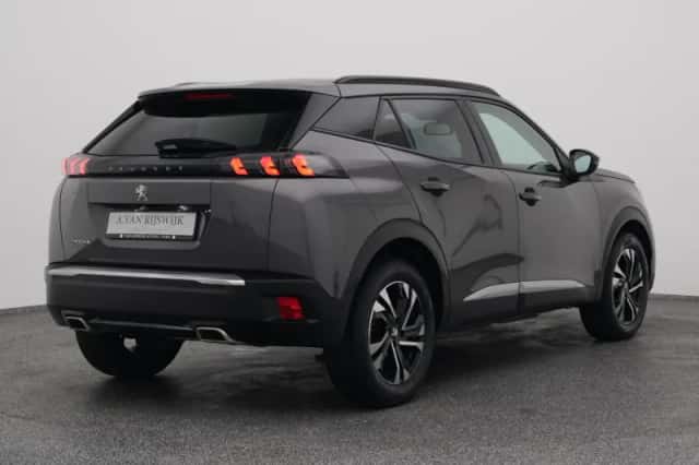 Peugeot 2008 (2022) thumbnail 6