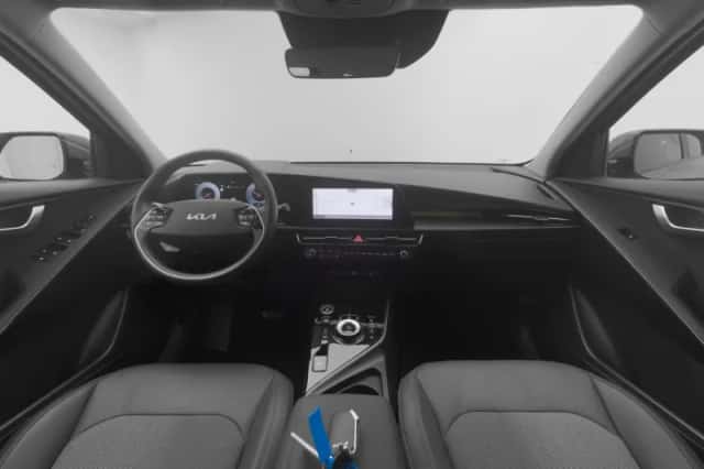 Kia Niro (2024) thumbnail 3