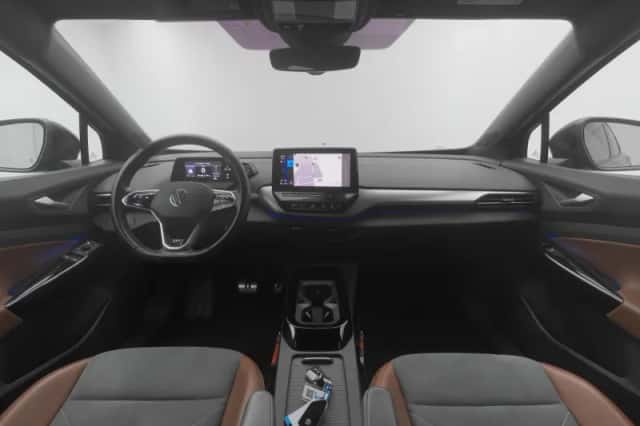 Volkswagen ID.4 (2020) thumbnail 3
