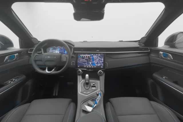 Lynk & Co 01 (2025) thumbnail 3
