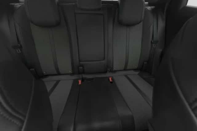 Peugeot 3008 (2022) thumbnail 4