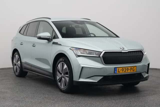 Škoda Enyaq (2021) thumbnail 2