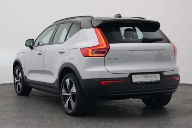 Volvo XC40 (2021) thumbnail 6