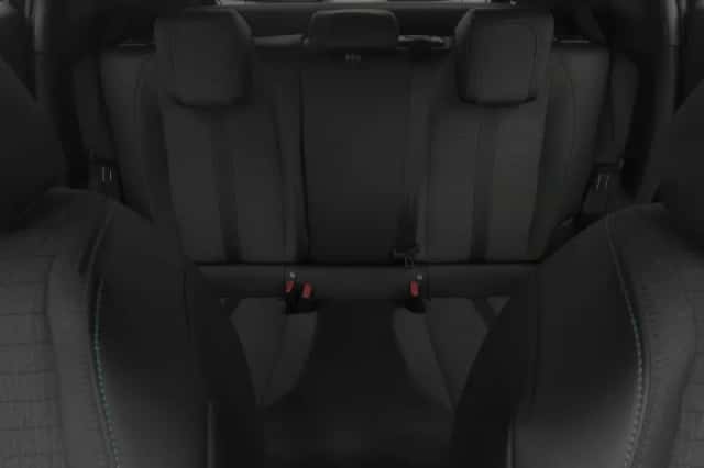Peugeot 2008 (2021) thumbnail 4