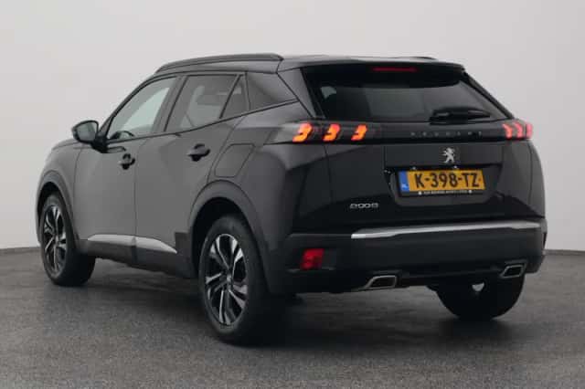 Peugeot 2008 (2021) thumbnail 5