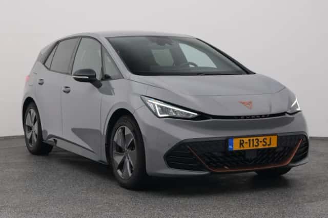 CUPRA Born (2022) thumbnail 2