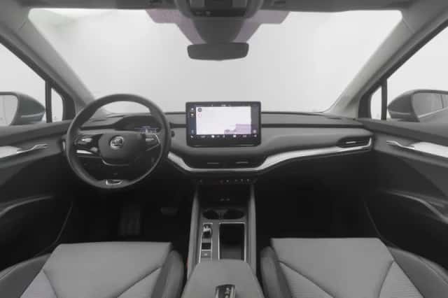 Škoda Enyaq (2021) thumbnail 3
