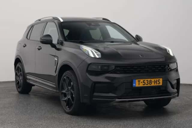 Lynk & Co 01 (2023) thumbnail 2