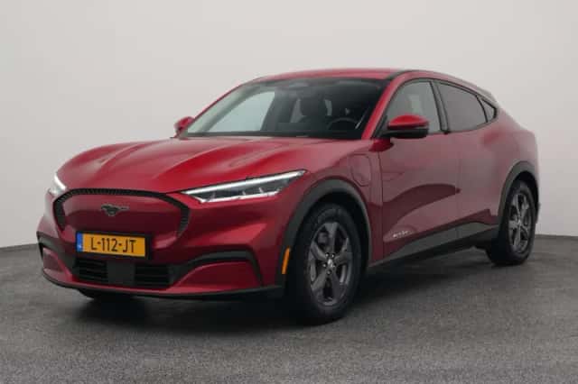 Ford Mustang (2021) thumbnail 1