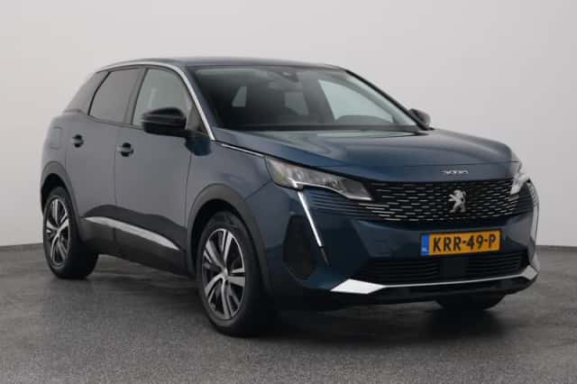 Peugeot 3008 (2022) thumbnail 2