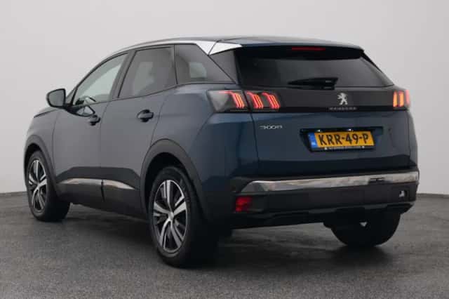 Peugeot 3008 (2022) thumbnail 5