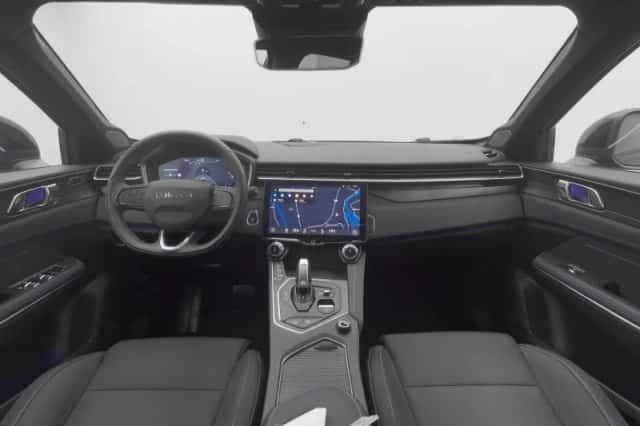 Lynk & Co 01 (2024) thumbnail 3