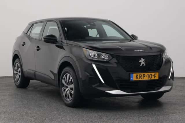 Peugeot e-2008 (2023) thumbnail 2