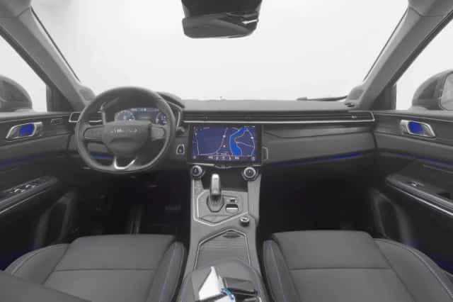 Lynk & Co 01 (2023) thumbnail 3