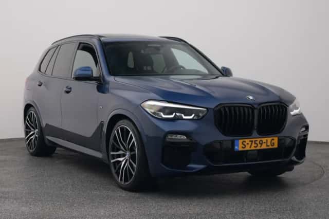 BMW X5 (2020) thumbnail 2