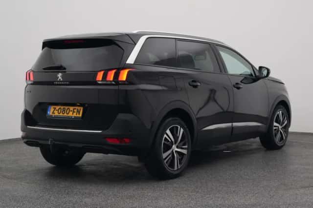 Peugeot 5008 (2020) thumbnail 6