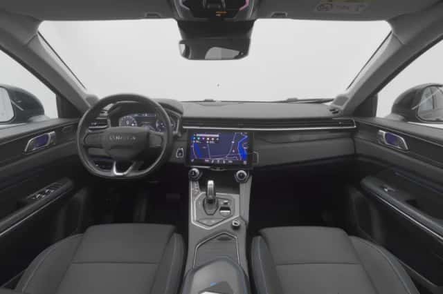 Lynk & Co 01 (2022) thumbnail 3