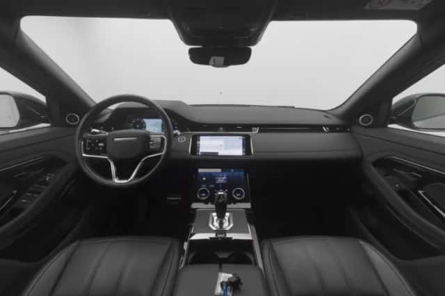 Land Rover Range Rover Evoque (2022) thumbnail 3