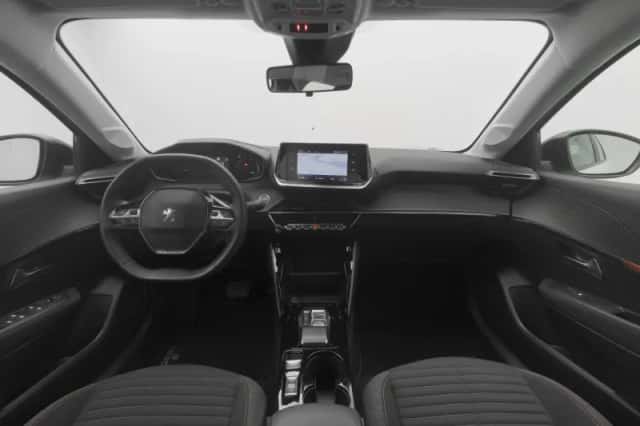 Peugeot e-208 (2024) thumbnail 3
