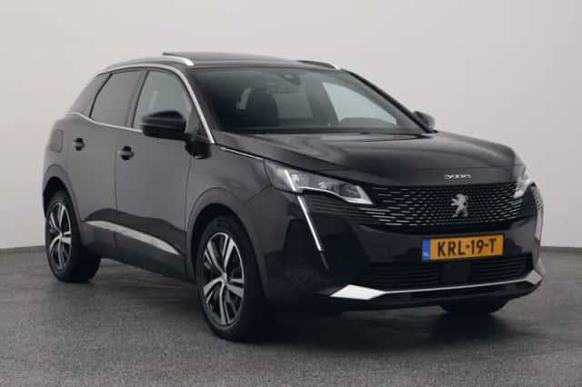Peugeot 3008 (2022) thumbnail 2