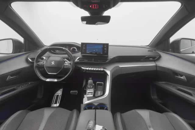 Peugeot 3008 (2022) thumbnail 3