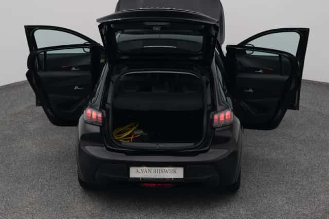 Peugeot e-208 (2021) thumbnail 2