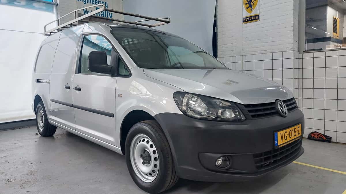 Volkswagen Caddy (2014) — foto 1