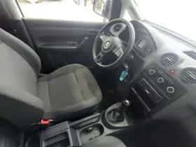 Volkswagen Caddy (2014) thumbnail 10