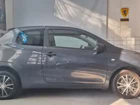 Peugeot 108 (2016) thumbnail 2