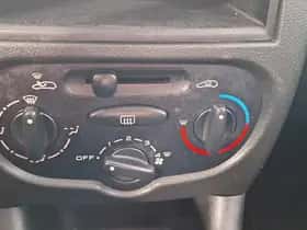 Peugeot 206 (2010) thumbnail 13