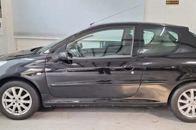 Peugeot 206 (2010) thumbnail 9