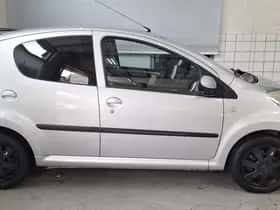 Citroën C1 (2012) thumbnail 3