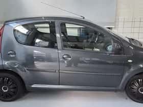 Peugeot 107 (2013) thumbnail 3