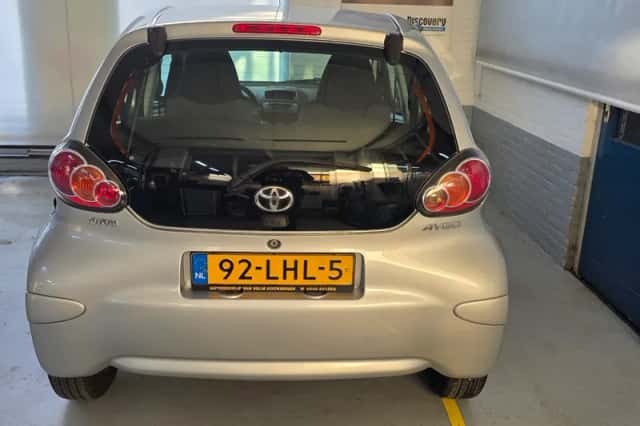 Toyota Aygo (2010) thumbnail 6