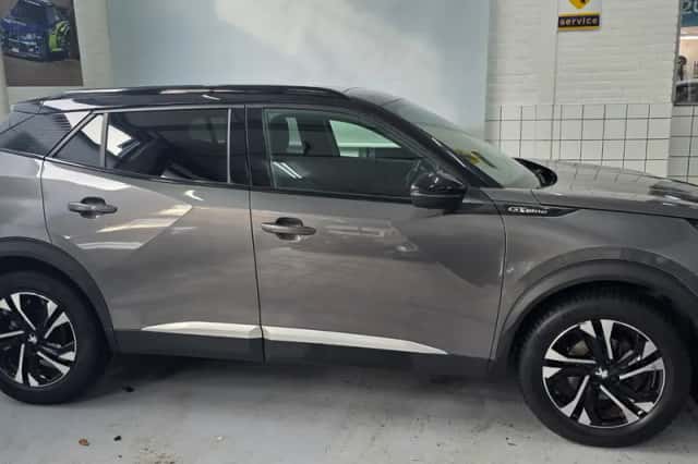 Peugeot 2008 (2020) thumbnail 1