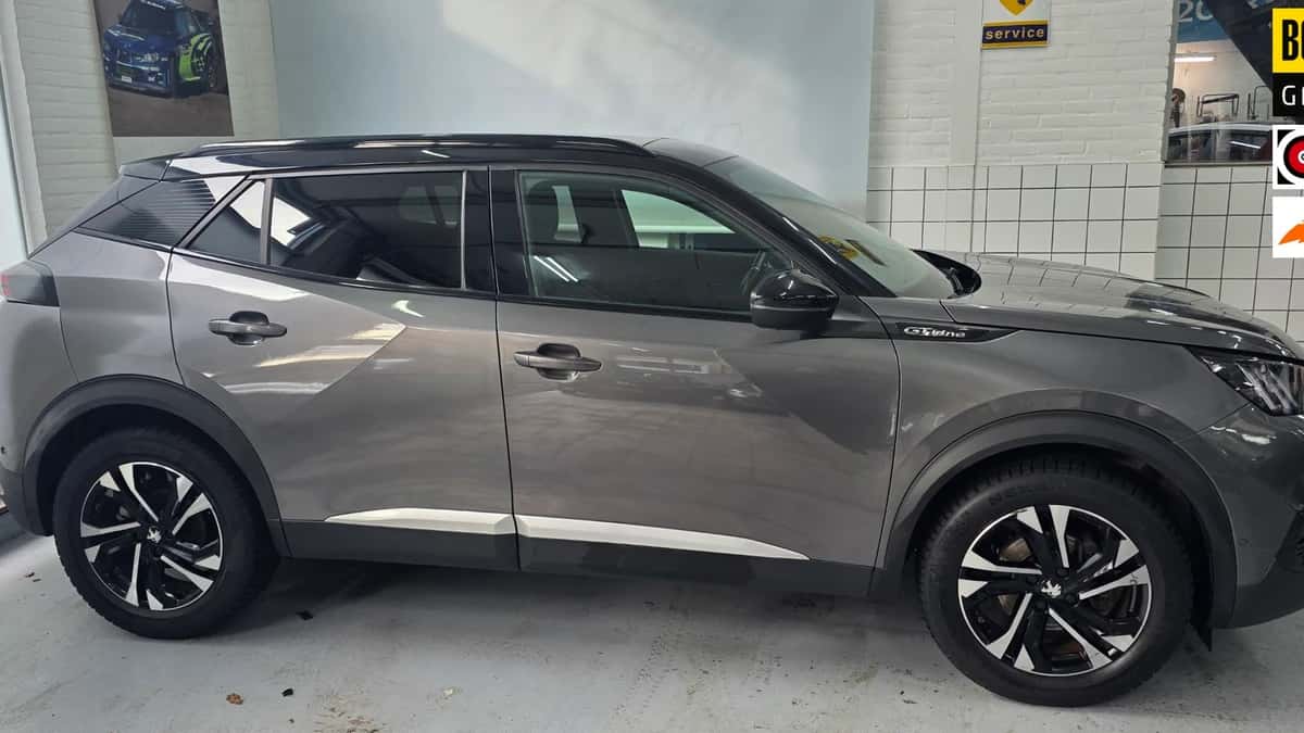 Peugeot 2008 (2020) — foto 1