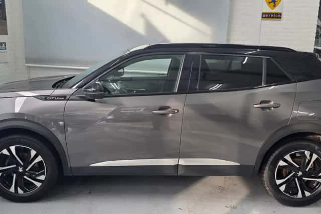 Peugeot 2008 (2020) thumbnail 4