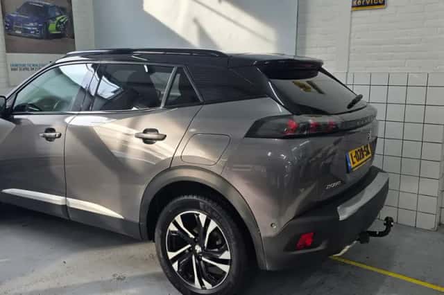 Peugeot 2008 (2020) thumbnail 5