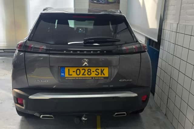 Peugeot 2008 (2020) thumbnail 6