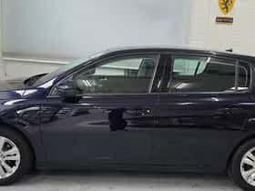 Peugeot 308 (2015) thumbnail 3